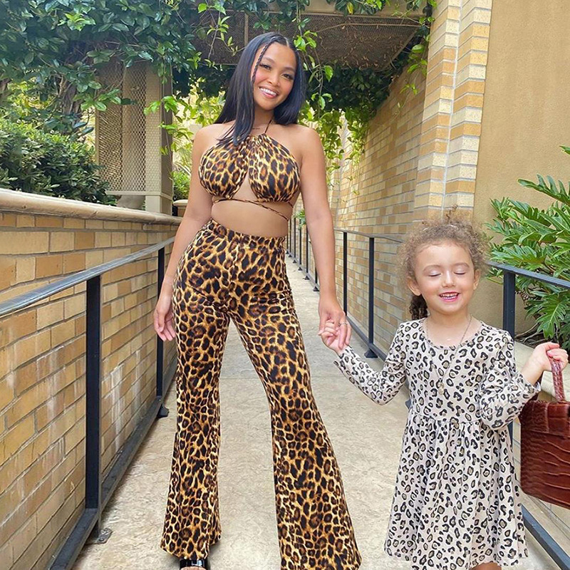 BKLD Womens Clothing Sets Two Pieces Outfit Summer 2020 New Sexy Party Clubwear Bandage Crop Top And Pants Set Leopard Printed, As picture
BKLD Womens Clothing Sets Two Pieces Outfit Summer 2020 New Sexy Party Clubwear Bandage Crop Top And Pants Set Leopard Printed, As picture