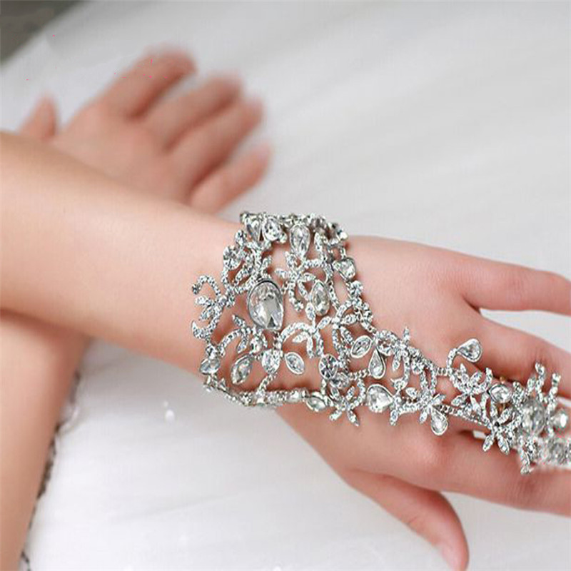Bangle Brand Bohemian Wedding Slave Bracelets With Finger Crystal Wide Rhinestone Femme Bridal Accessories MY777
Bangle Brand Bohemian Wedding Slave Bracelets With Finger Crystal Wide Rhinestone Femme Bridal Accessories MY777