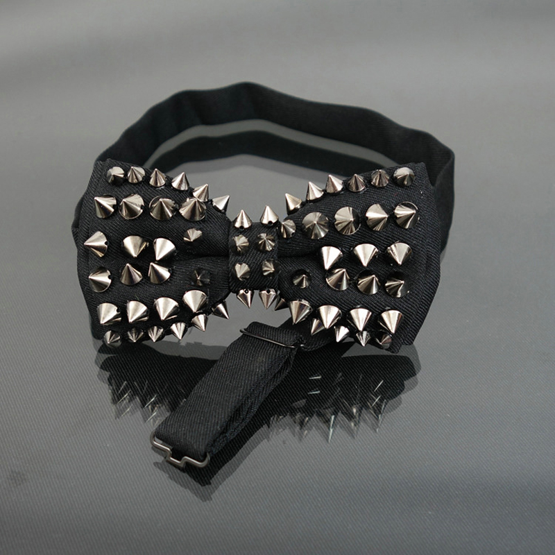 Performance Rivet Necktie Bow Tie Mens Fashion Stage Perform Punk Metal Decoration Bow Tie Bowtie With Gift Box
Performance Rivet Necktie Bow Tie Mens Fashion Stage Perform Punk Metal Decoration Bow Tie Bowtie With Gift Box