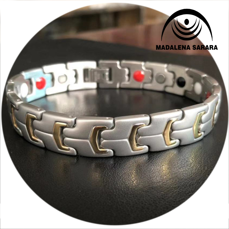 MADALENA SARARA Titanium Steel Bracelet Magnetic Germanium Stone Inlaid Leopard Nose Style Men Energy Bracelet
MADALENA SARARA Titanium Steel Bracelet Magnetic Germanium Stone Inlaid Leopard Nose Style Men Energy Bracelet