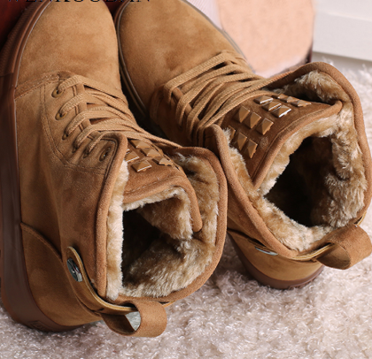 Boots Women Winter Snow Short Boots Ladies Casual Platform Fashion Black Wedge Shoes for Women Bota Feminina 2020
Boots Women Winter Snow Short Boots Ladies Casual Platform Fashion Black Wedge Shoes for Women Bota Feminina 2020
