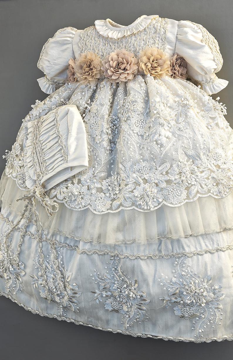 Vintage White Ivory Christening Gown Lace Beaded Baby Girls Baptism Dresses Toddler Infant Christening Dress With bonnet