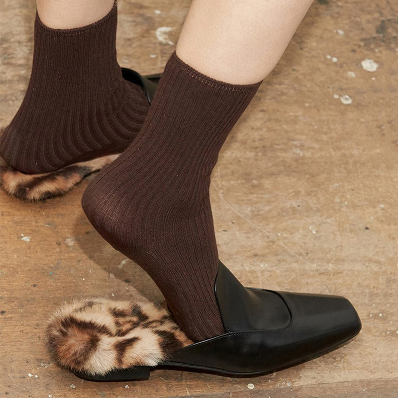 YOLOAgain women real slippers ladies leopard print slides genuine leather flat slippers outside, As shown
YOLOAgain women real slippers ladies leopard print slides genuine leather flat slippers outside, As shown