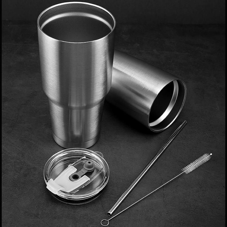 30oz Double Wall Stainless Steel Vacuum Insulated Travel Mug Cup Ice and Hot Coffee Drink Tumber with Straw 
30oz Double Wall Stainless Steel Vacuum Insulated Travel Mug Cup Ice and Hot Coffee Drink Tumber with Straw