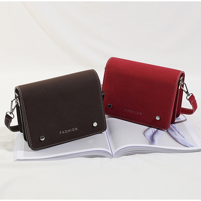 women's bag 2020 New Korean shoulder bag Advanced foreign style One Shoulder Messenger Frosted small square, Black
women's bag 2020 New Korean shoulder bag Advanced foreign style One Shoulder Messenger Frosted small square, Black