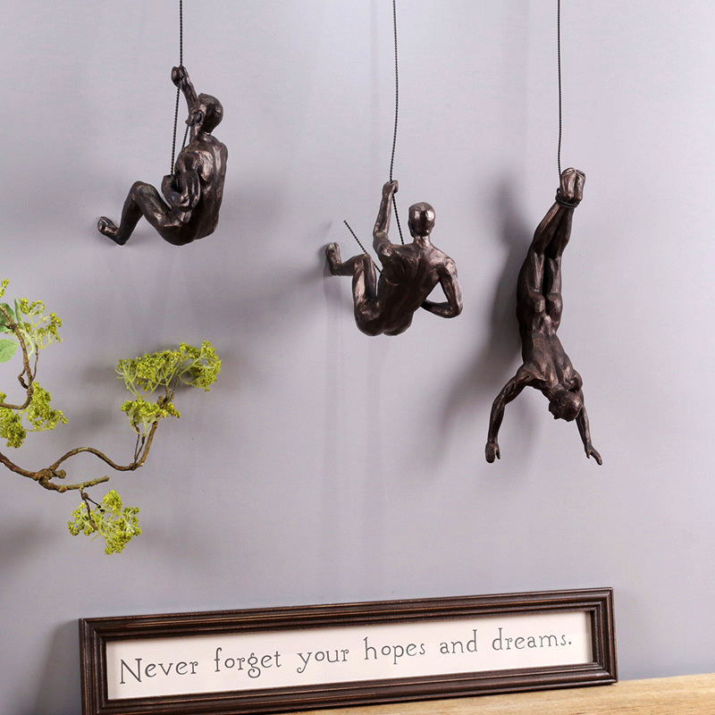 Creative Rock Climbing Men Sculpture Wall Hanging Decorations Resin Statue Figurine Crafts Home Furnishings Decor Accessories LJ200904