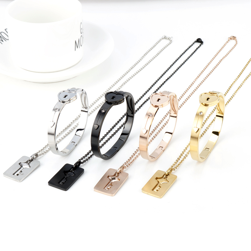 Hot A Set Love Heart Lock Key Couple Choker Necklaces Bracelet For Women Men Lover Choker Stainless Steel Jewelry Love Accessory
Hot A Set Love Heart Lock Key Couple Choker Necklaces Bracelet For Women Men Lover Choker Stainless Steel Jewelry Love Accessory