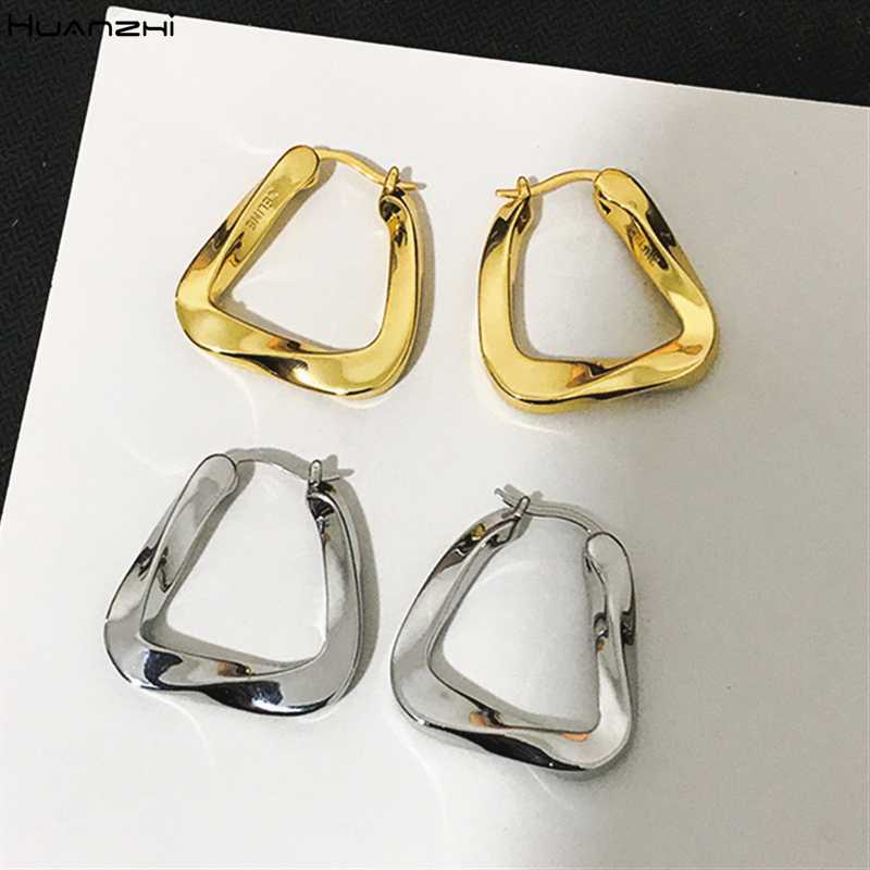 HUANZHI 2020 New Retro Gold Silver Color Metal Geometric Irregular Glossy Twisted Square Hoop Earrings for Women Jewelry Gifts
HUANZHI 2020 New Retro Gold Silver Color Metal Geometric Irregular Glossy Twisted Square Hoop Earrings for Women Jewelry Gifts