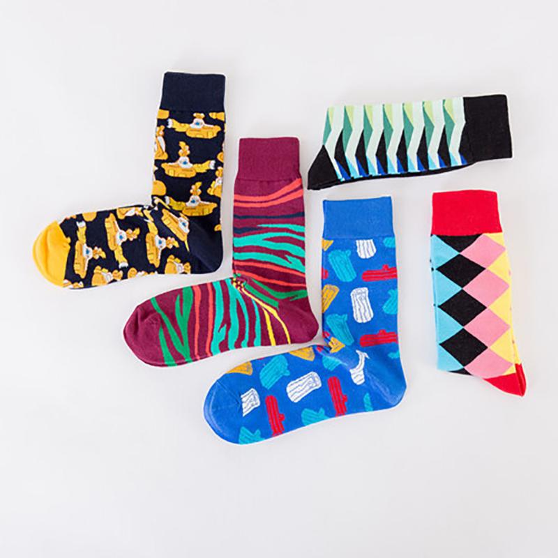 Men's Colorful Street Personality Submarine Autumn Cotton Skateboarding Socks, Red
Men's Colorful Street Personality Submarine Autumn Cotton Skateboarding Socks, Red