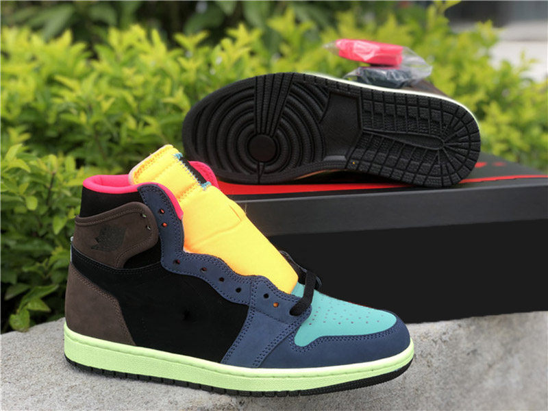 1 High OG Bio Hack Men Basketball Shoes high quality 1s Baroque Brown Black-Laser Orange-Racer Pink Mens Outdoor Trainer
1 High OG Bio Hack Men Basketball Shoes high quality 1s Baroque Brown Black-Laser Orange-Racer Pink Mens Outdoor Trainer