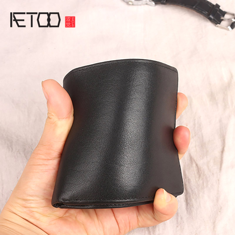 AETOO Men's leather wallet, short head leather ultra-thin youth wallet, hand-made simple horizontal soft wallet, Black
AETOO Men's leather wallet, short head leather ultra-thin youth wallet, hand-made simple horizontal soft wallet, Black