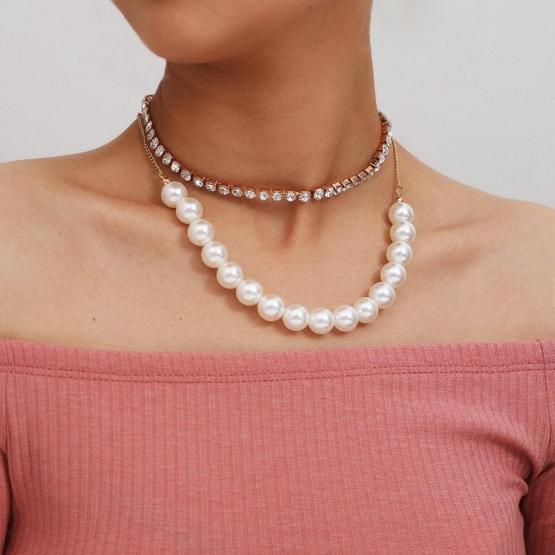 Gold Color Shining Rhinestone Choker Imitation Pearl Clavicle Chain Pendant Necklace for Women 2020 Fashion Jewelry
Gold Color Shining Rhinestone Choker Imitation Pearl Clavicle Chain Pendant Necklace for Women 2020 Fashion Jewelry