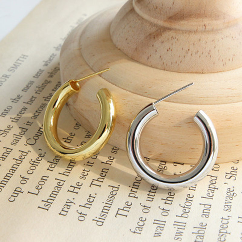 Chunky thick C hoop earring 925 silver for women gold color half circle tube earrings fashion 2020
Chunky thick C hoop earring 925 silver for women gold color half circle tube earrings fashion 2020
