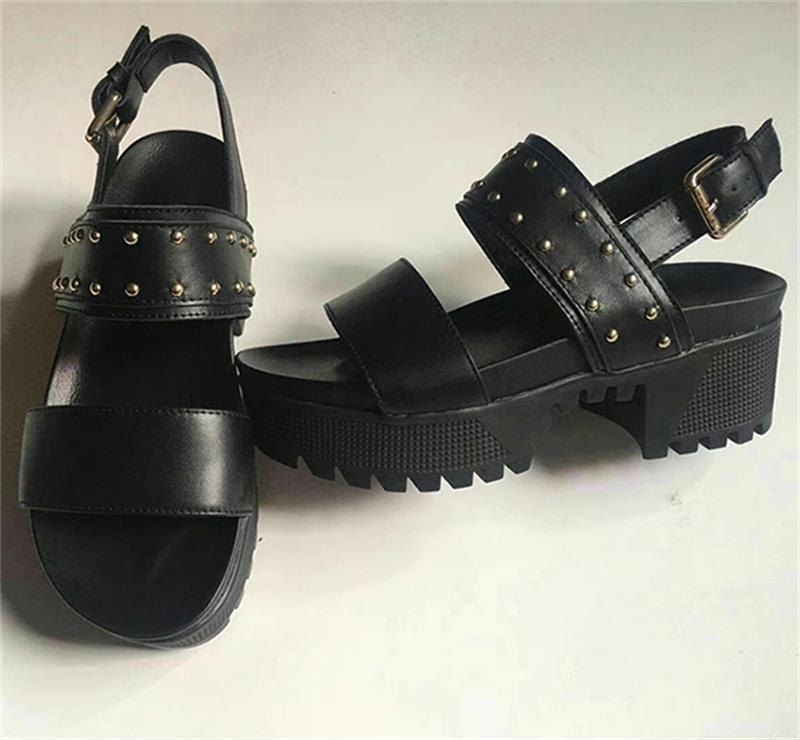 Women Sandal Laureate Platform Sandals Glazed Calf Leather Patent Canvas Shoes Designer Spike Women Shoes Thick Bottom Party Sandal with Box, Color 1
Women Sandal Laureate Platform Sandals Glazed Calf Leather Patent Canvas Shoes Designer Spike Women Shoes Thick Bottom Party Sandal with Box, Color 1