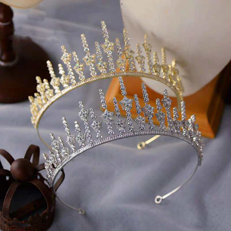 Elegant Royal Brides Tiaras Headpieces Hairbands Clear Crystal Wedding Hair Accessories
Elegant Royal Brides Tiaras Headpieces Hairbands Clear Crystal Wedding Hair Accessories