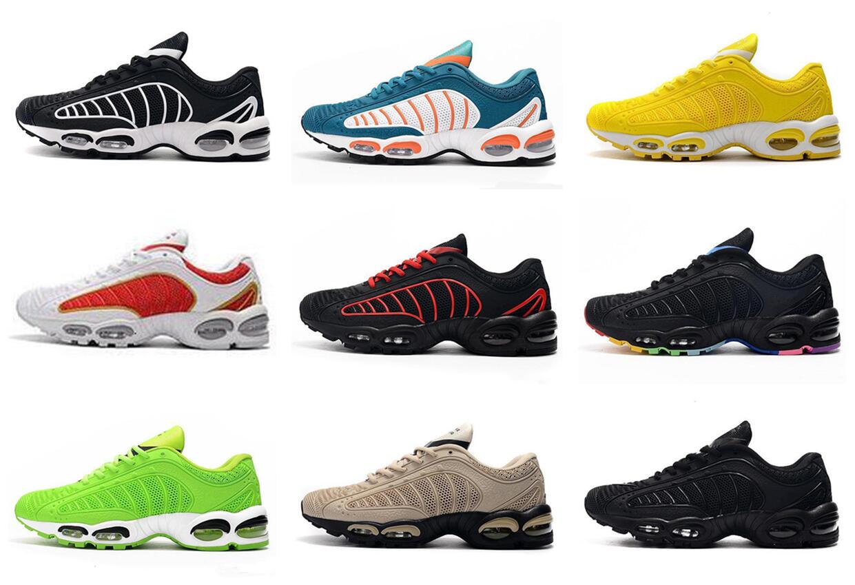 2020 New TN 4 Tailwind Running Shoes outdoor Mens Jogging Sneakers Hiking Trainers Athletic fashion Sports Shoes
2020 New TN 4 Tailwind Running Shoes outdoor Mens Jogging Sneakers Hiking Trainers Athletic fashion Sports Shoes