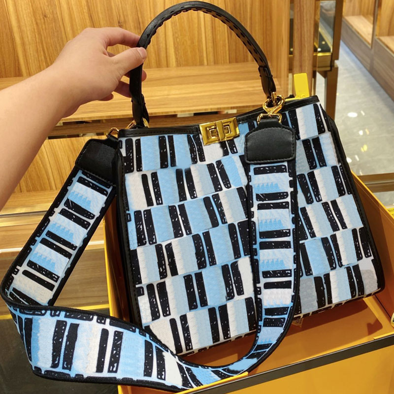 Handbag Purse Single Shoulder Bag Women Bags Fashion Full F Letter Canvas High-Capacity Wide Shoulder Strap Hasp High Quality Free Shipping, Black
Handbag Purse Single Shoulder Bag Women Bags Fashion Full F Letter Canvas High-Capacity Wide Shoulder Strap Hasp High Quality Free Shipping, Black
