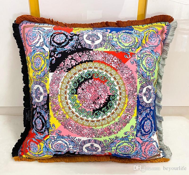 50CM LE VASE Cushion cover Baroque Throw Decorative with Luxury Designer Velvet Thicken Tassel Pillow Case Royal Home Interior Hotel
50CM LE VASE Cushion cover Baroque Throw Decorative with Luxury Designer Velvet Thicken Tassel Pillow Case Royal Home Interior Hotel