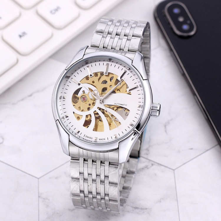 2021 New high quality luxury mens watches Three needle series automatic Mechanical watch designer wristwatches Top brand Stainless steel strap
2021 New high quality luxury mens watches Three needle series automatic Mechanical watch designer wristwatches Top brand Stainless steel strap