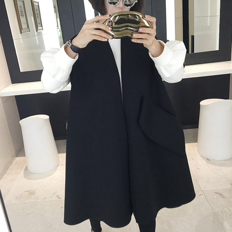 Oversized Women Black Wool V Neck Vest Korean Style Long Sleeveless Vest Winter Women Casual Clothing
Oversized Women Black Wool V Neck Vest Korean Style Long Sleeveless Vest Winter Women Casual Clothing