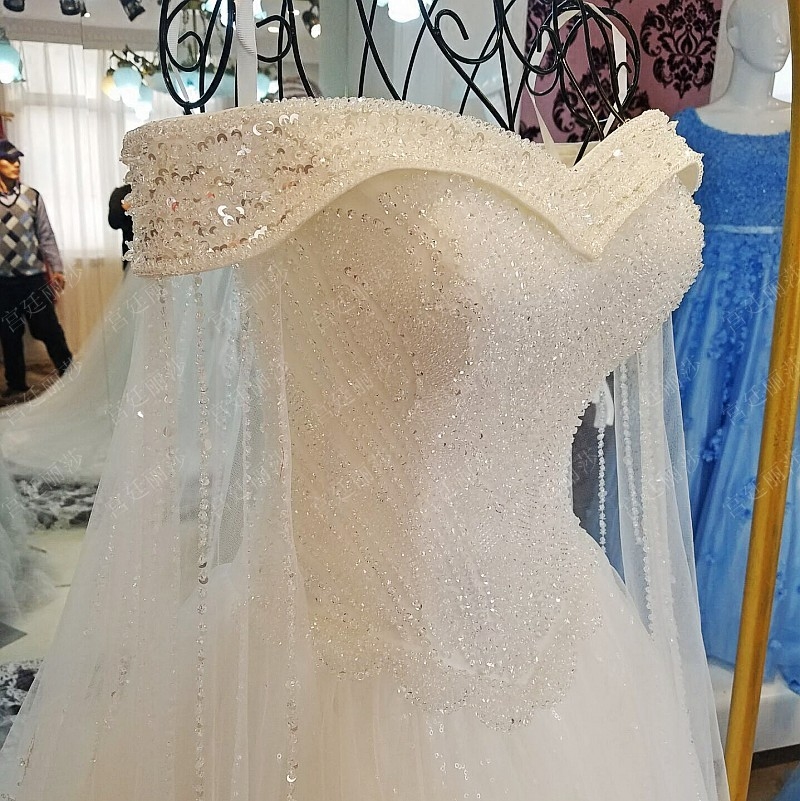 Luxury High-grade Crystal Beading Lace Wedding Dress Custom Bride Princess Embroidery Boat Neck A-line Wedding Gown trouwjurk, Without tail
Luxury High-grade Crystal Beading Lace Wedding Dress Custom Bride Princess Embroidery Boat Neck A-line Wedding Gown trouwjurk, Without tail