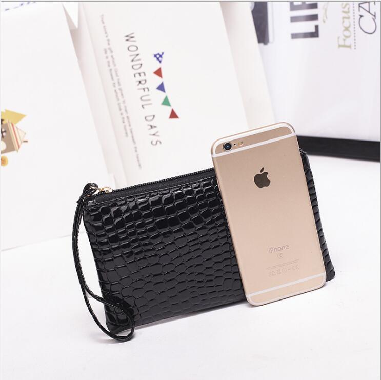 women Clutch bag large capacity coin purse female mobile phone bag gift bag Hot lady purse
women Clutch bag large capacity coin purse female mobile phone bag gift bag Hot lady purse