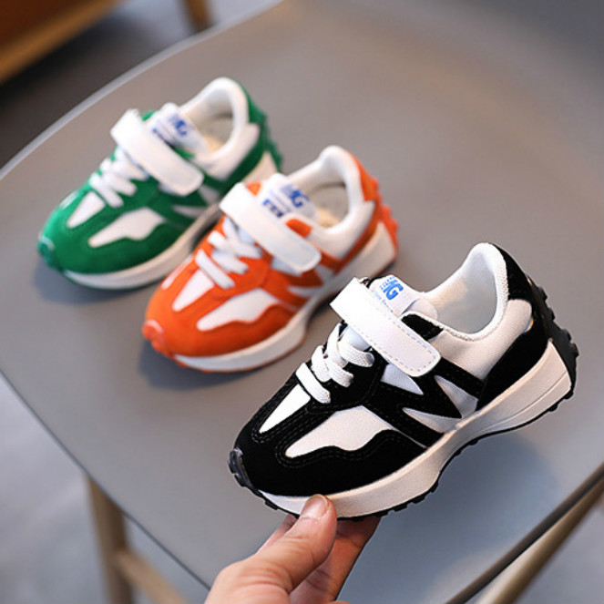 Boys Fashion Sport Style Shoes Kids Spring Autumn Explosion Comfortable Running Wear New Arrival Children Unisex Breathable Shoes, Black
Boys Fashion Sport Style Shoes Kids Spring Autumn Explosion Comfortable Running Wear New Arrival Children Unisex Breathable Shoes, Black