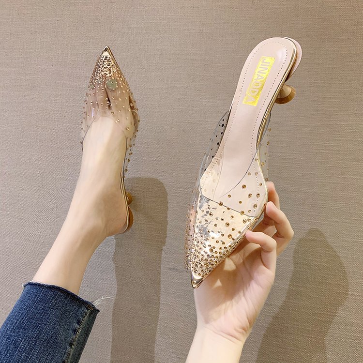 Slippers Women Summer Wear Mid-heeled 6CM Fish Mouth Pointed Sandals 2020 New Fashion Rhinestone Transparent Slides Women Shoes, Gold
Slippers Women Summer Wear Mid-heeled 6CM Fish Mouth Pointed Sandals 2020 New Fashion Rhinestone Transparent Slides Women Shoes, Gold
