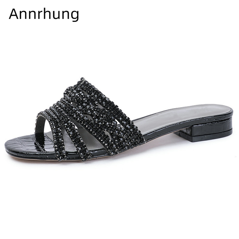 New Summer 2020 Crystal Rhinestone Slippers Women Flat Heel Open Toe Slip-on Runway Shoes Real Leather Shoes Woman, Black
New Summer 2020 Crystal Rhinestone Slippers Women Flat Heel Open Toe Slip-on Runway Shoes Real Leather Shoes Woman, Black