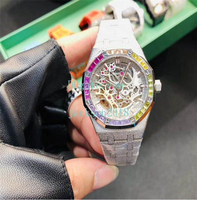 Luxury Watches Unisex 38MM Diamond Bezel 316L Steel Hollow-out Transparent Back Mechanical Automatic Sapphire Mirror Fashion Wristwatches
Luxury Watches Unisex 38MM Diamond Bezel 316L Steel Hollow-out Transparent Back Mechanical Automatic Sapphire Mirror Fashion Wristwatches