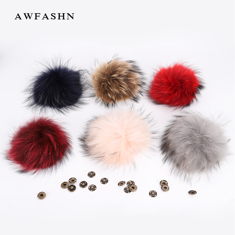 Hot diameter 15CM fluffy raccoon fur Pompom DIY winter beanies Hat decoration real fur plush ball all natural zapatos bolsas, Khkai
Hot diameter 15CM fluffy raccoon fur Pompom DIY winter beanies Hat decoration real fur plush ball all natural zapatos bolsas, Khkai