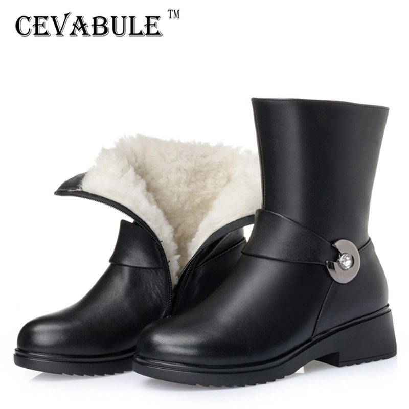 

CEVABLUE Boots Women's Winter Short Boots Velvet Medium Heel Thick Low-heeled Round Head Warm Wool 43 ZLT-XXL-519, Black brown fur