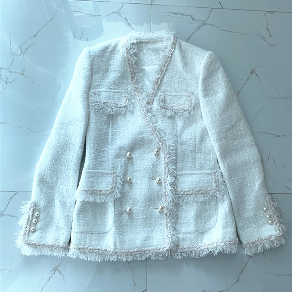 Tweed Coat Women Autumn 2020 Korean Style Elegant Pearls Buttons Tassel Pocket V Neck Brand Fashion Slim White Jacket Tops
Tweed Coat Women Autumn 2020 Korean Style Elegant Pearls Buttons Tassel Pocket V Neck Brand Fashion Slim White Jacket Tops