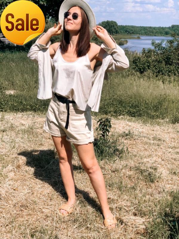 Women 2pcs High Blouse Shirt quality 2020 Summer Solid All Satin Blouses Shirts Femal Blouse+halter tops, Gold
Women 2pcs High Blouse Shirt quality 2020 Summer Solid All Satin Blouses Shirts Femal Blouse+halter tops, Gold