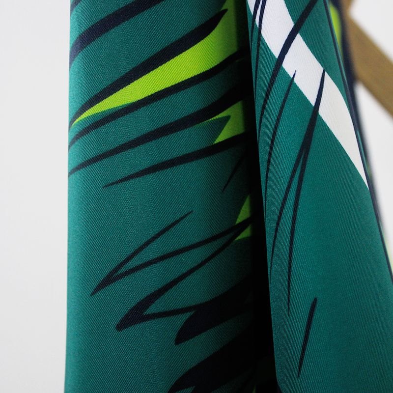 Head Scarf 130 Sauqre Silk Scarf Top Flower Print Bandana Vintage Neck Foulard Femme Headwrap Versatile Accessory