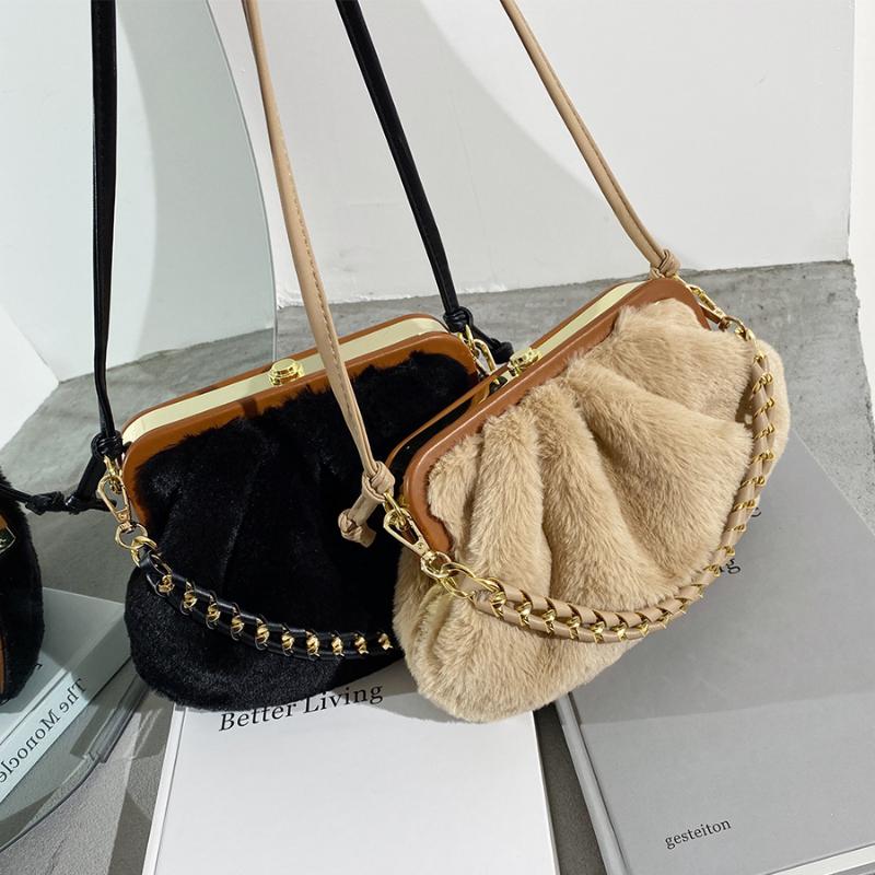 Faux Fur Small Soft Crossbody Bags for Women 2020 Winter Trend Hand Bag Women's Trending Luxury Warm Shoulder Handbags, Pink
Faux Fur Small Soft Crossbody Bags for Women 2020 Winter Trend Hand Bag Women's Trending Luxury Warm Shoulder Handbags, Pink