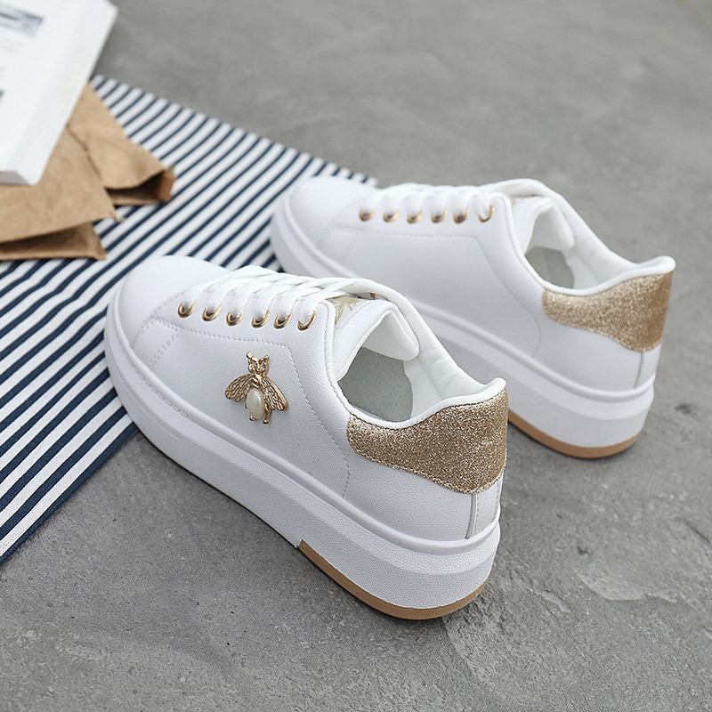 Women Casual Shoes 2020 New Women Sneakers Fashion Breathable PU Leather Platform White Women Shoes Soft Footwears Rhinestone