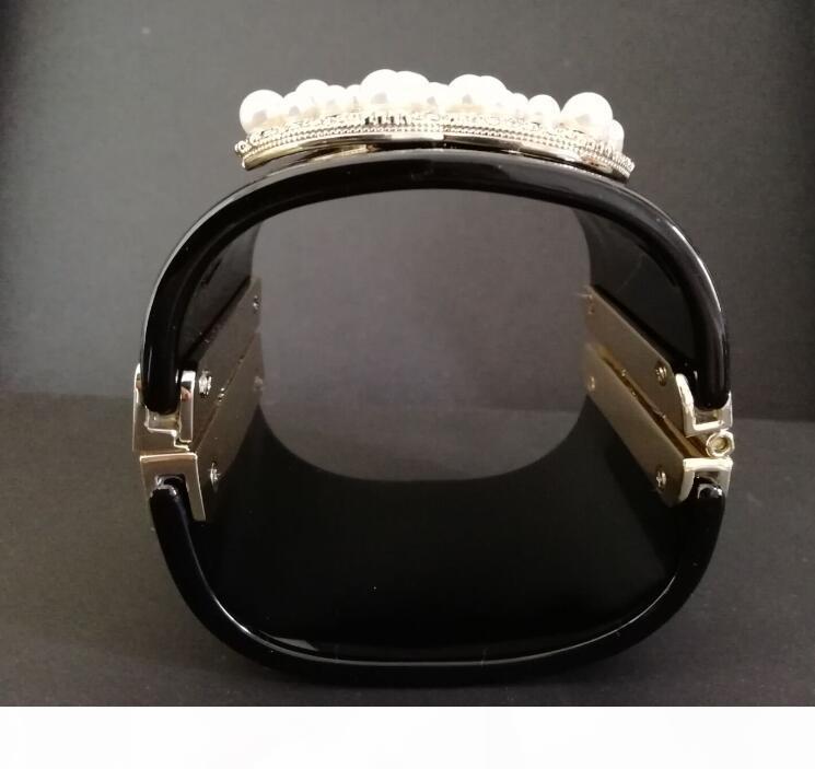 2020 New luxury black pearl bangle bracelet ! Fashion Acrylic deisgner bangles bracelets wristband cuff for women with bag
2020 New luxury black pearl bangle bracelet ! Fashion Acrylic deisgner bangles bracelets wristband cuff for women with bag