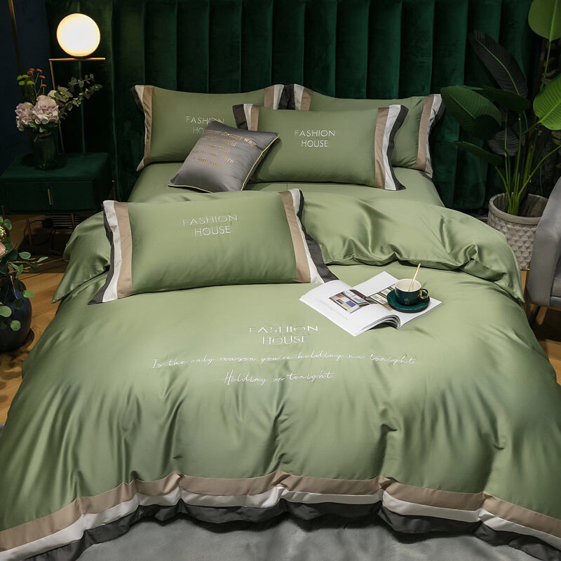 Luxury pure color Egyptian cotton bedding set king duvet cover and pillow cases, Gray
Luxury pure color Egyptian cotton bedding set king duvet cover and pillow cases, Gray