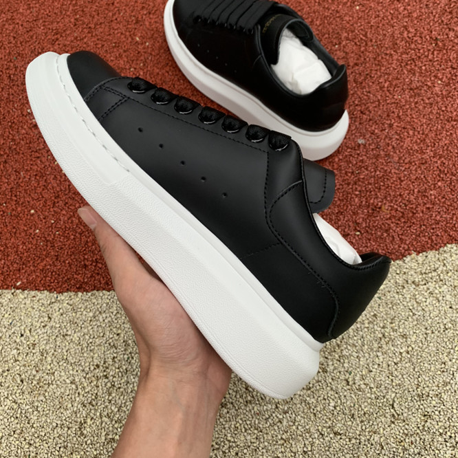 Oversized Black White Sole 553770 Whgp 01000 Black Schoenen Size 36-47 Men 2020 Tennis Shoes Mens Wonem Shoes
Oversized Black White Sole 553770 Whgp 01000 Black Schoenen Size 36-47 Men 2020 Tennis Shoes Mens Wonem Shoes