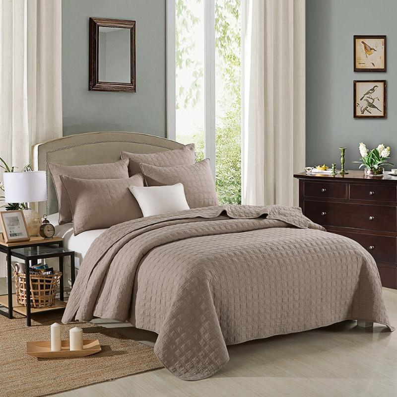 CHAUSUB Brown Plain Quilt Set 3PCS Washed Cotton Quilts Quilted Bedspread Coverlet Set Bed Cover Sheets Pillowcase Size, No2
CHAUSUB Brown Plain Quilt Set 3PCS Washed Cotton Quilts Quilted Bedspread Coverlet Set Bed Cover Sheets Pillowcase Size, No2