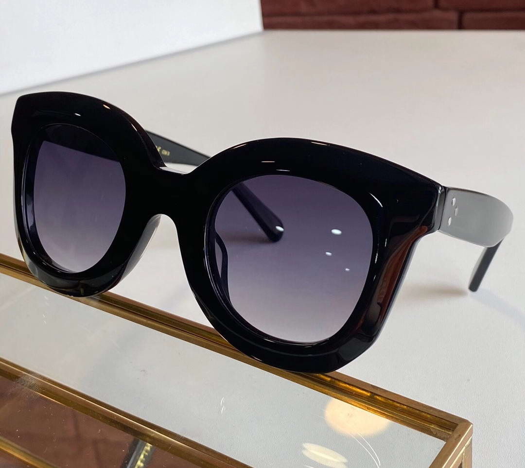 Marta CL 41093 Sunglasses Black frame Grey Lens gafas de sol Sun glasses Fashion Ladies Sunglasses with Box
Marta CL 41093 Sunglasses Black frame Grey Lens gafas de sol Sun glasses Fashion Ladies Sunglasses with Box