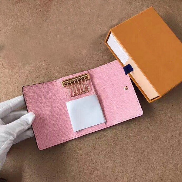 2020 Free shipping High quality Famous brand new women men classic 6 key holder cover with box.dust bag, card key ring, Red
2020 Free shipping High quality Famous brand new women men classic 6 key holder cover with box.dust bag, card key ring, Red