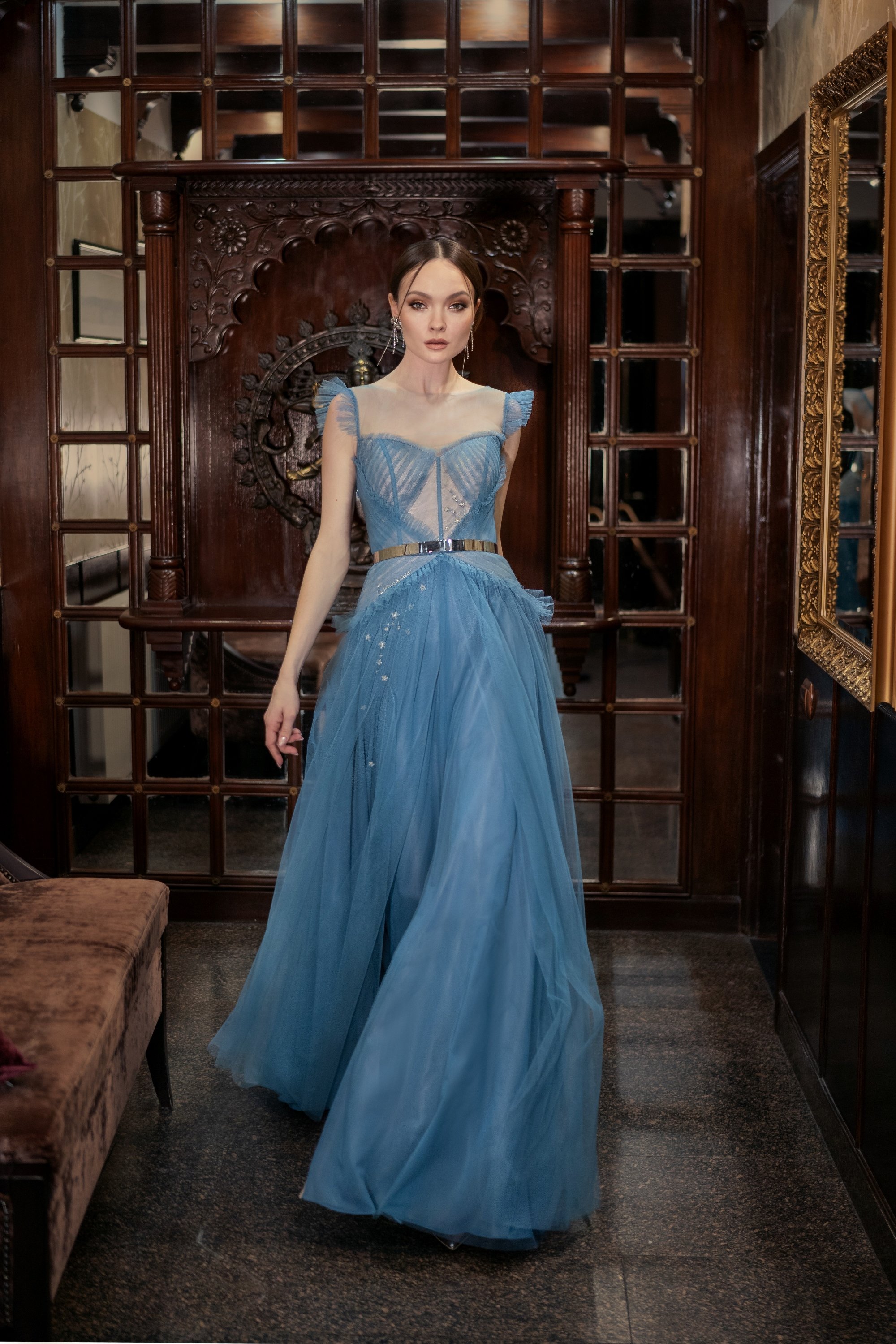 2021 New arrival Prom Gowns Sexy Sheer Neck Short Sleeve Tulle Evening Dress Floor Length Backless Cocktail Dresses robes de soirée