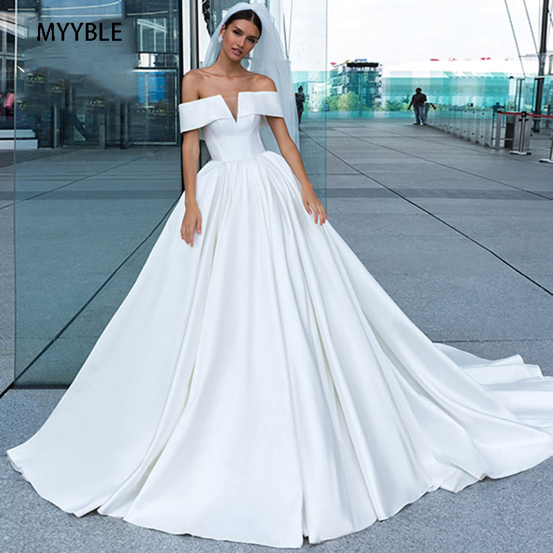 MYYBLE Elegant Satin A-Line Wedding Dress 2020 Off the Shoulder Bride Gown Boat neck Court Train Plus Size vestido de noiva, Ivory
MYYBLE Elegant Satin A-Line Wedding Dress 2020 Off the Shoulder Bride Gown Boat neck Court Train Plus Size vestido de noiva, Ivory