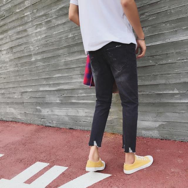Jeans han edition tide male hole blown rotten nine minutes of pants joker show thin, Black
Jeans han edition tide male hole blown rotten nine minutes of pants joker show thin, Black
