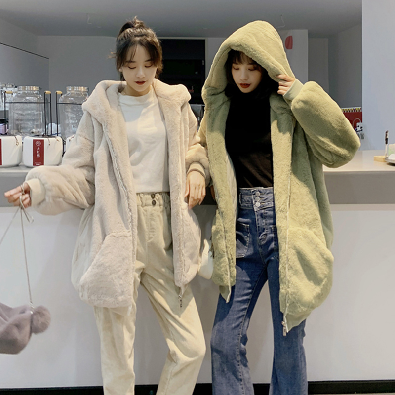 Loose fur Winter High Quality Faux Luxury Long Fur Coat Warm hooded OverCoat Thick Warm Female Plush Coat NUW723, Khaki
Loose fur Winter High Quality Faux Luxury Long Fur Coat Warm hooded OverCoat Thick Warm Female Plush Coat NUW723, Khaki