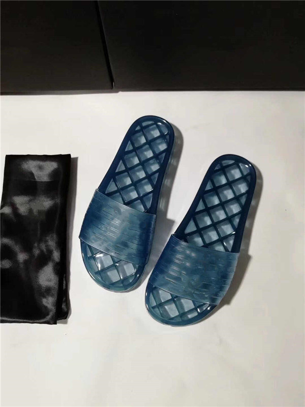 Women Jelly Transparent PVC Clear Sandals Slippers Rubber Slide Sandal Floral Brocade Gear bottoms Flip Flops Striped Beach Slipper c09b, Black
Women Jelly Transparent PVC Clear Sandals Slippers Rubber Slide Sandal Floral Brocade Gear bottoms Flip Flops Striped Beach Slipper c09b, Black