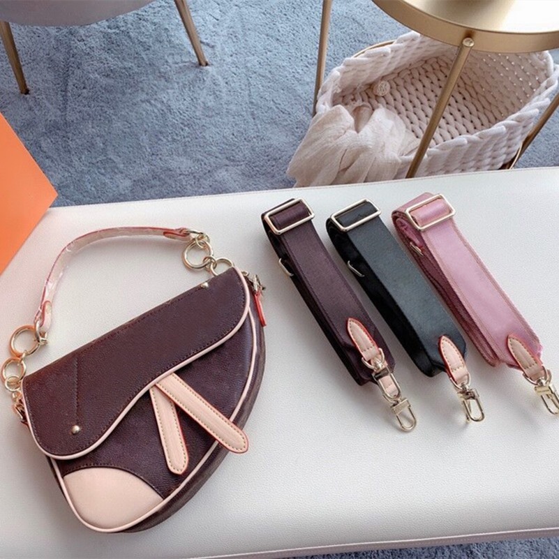 High Quality Designer Wallet Old Flower Shoulder Bag Famous Crossbody Bag Genuine Leather Purses Women Saddle Bags Handbag Three Colors
High Quality Designer Wallet Old Flower Shoulder Bag Famous Crossbody Bag Genuine Leather Purses Women Saddle Bags Handbag Three Colors