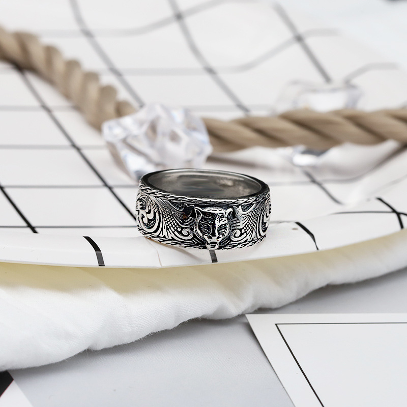 925 sterling silver ring ring Korea Dadongmen little lion couple personality simple fashion wild couple ring
925 sterling silver ring ring Korea Dadongmen little lion couple personality simple fashion wild couple ring